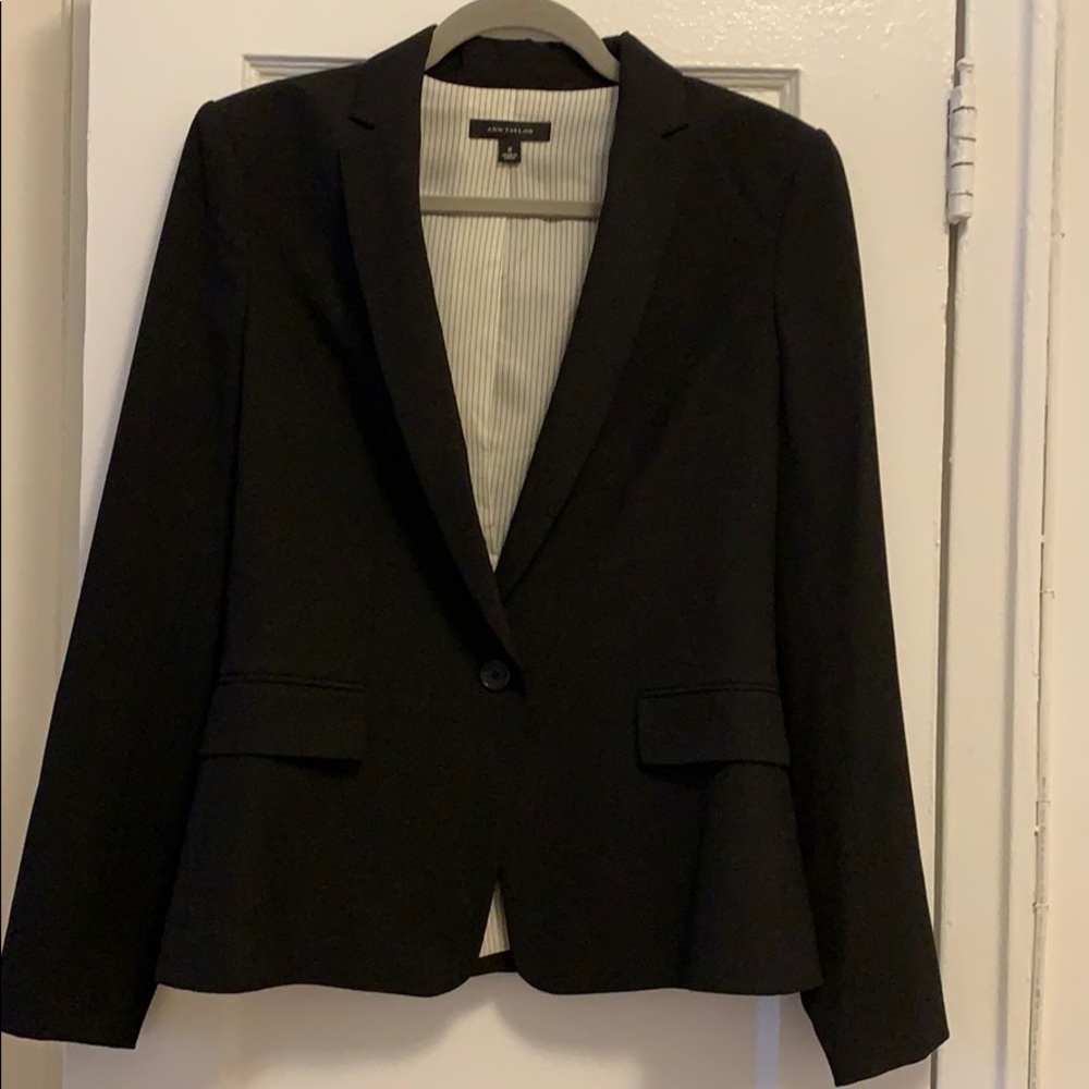Ann Taylor Black Blazer 8